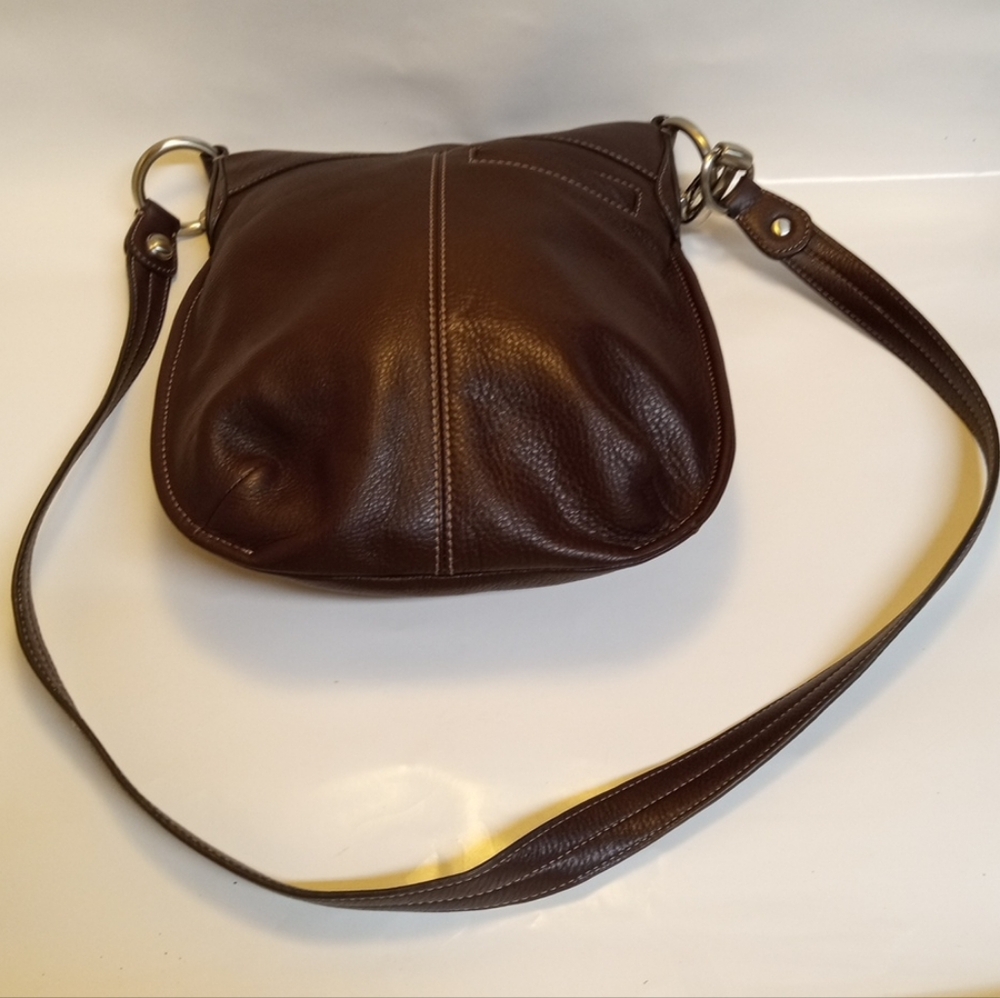 Bag B Makowsky Dark Brown Pebbled Leather Crossbody Shoulder Hand Bag - Picture 2 of 9